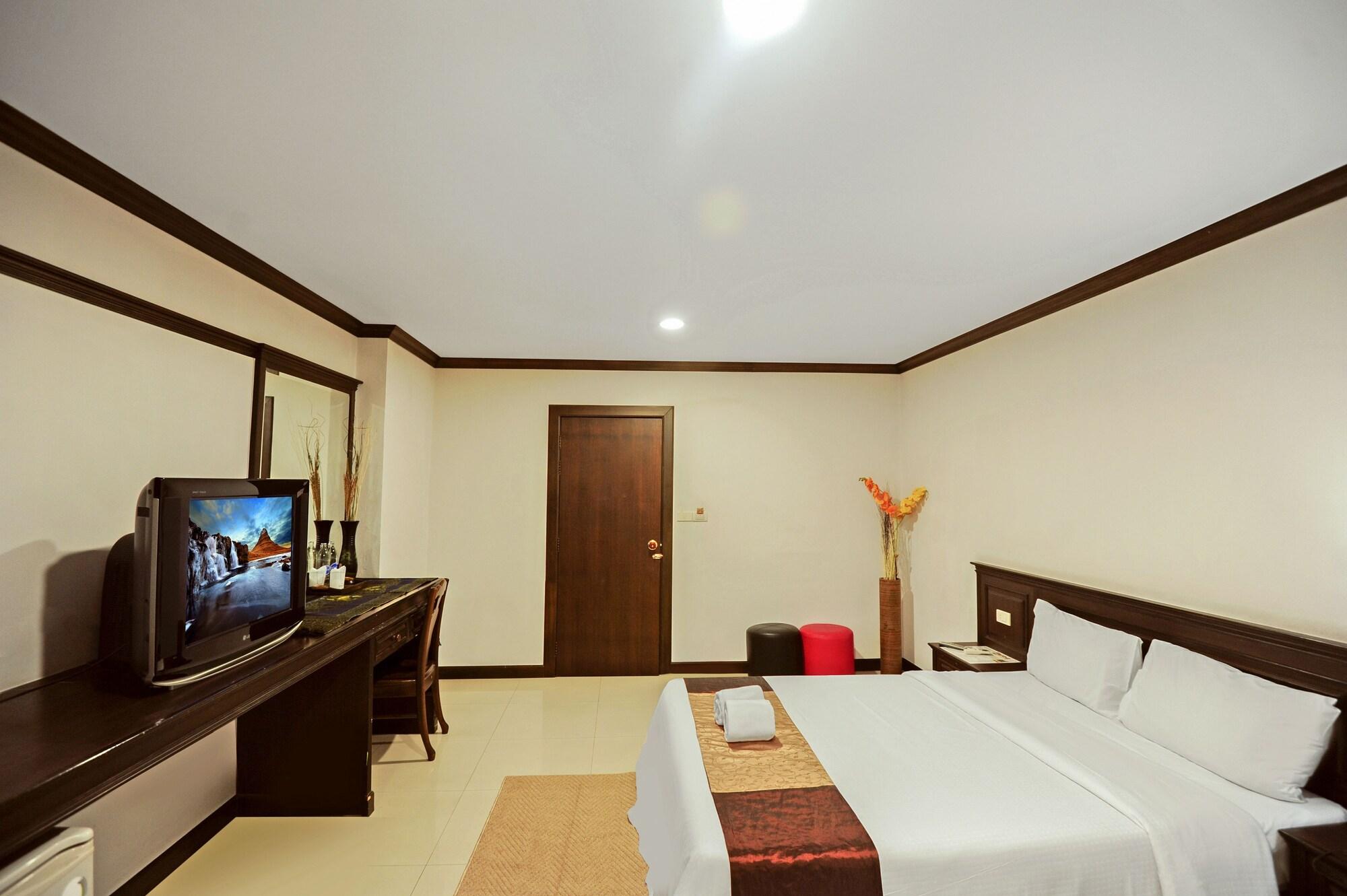 Romena Grand Hotel Chiang Mai Ngoại thất bức ảnh