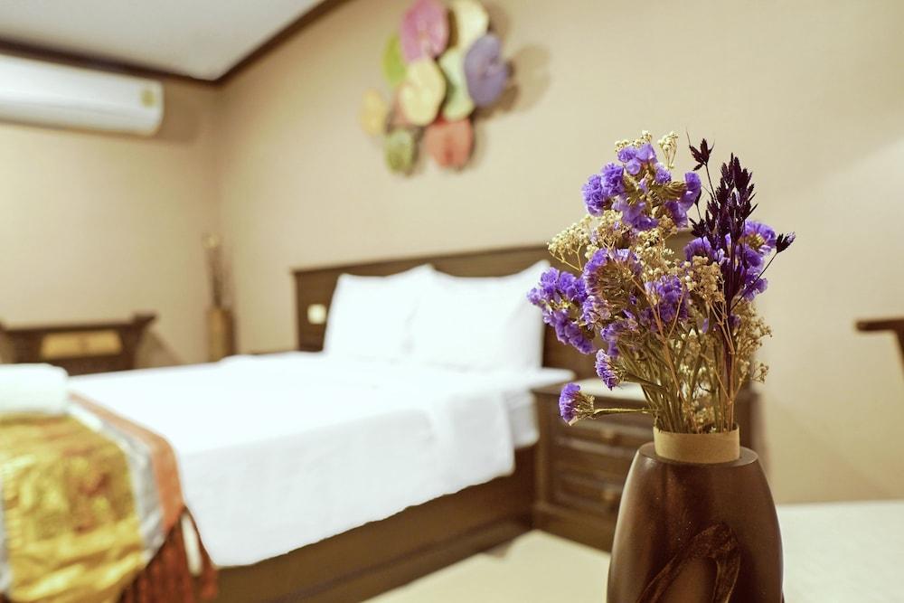 Romena Grand Hotel Chiang Mai Ngoại thất bức ảnh