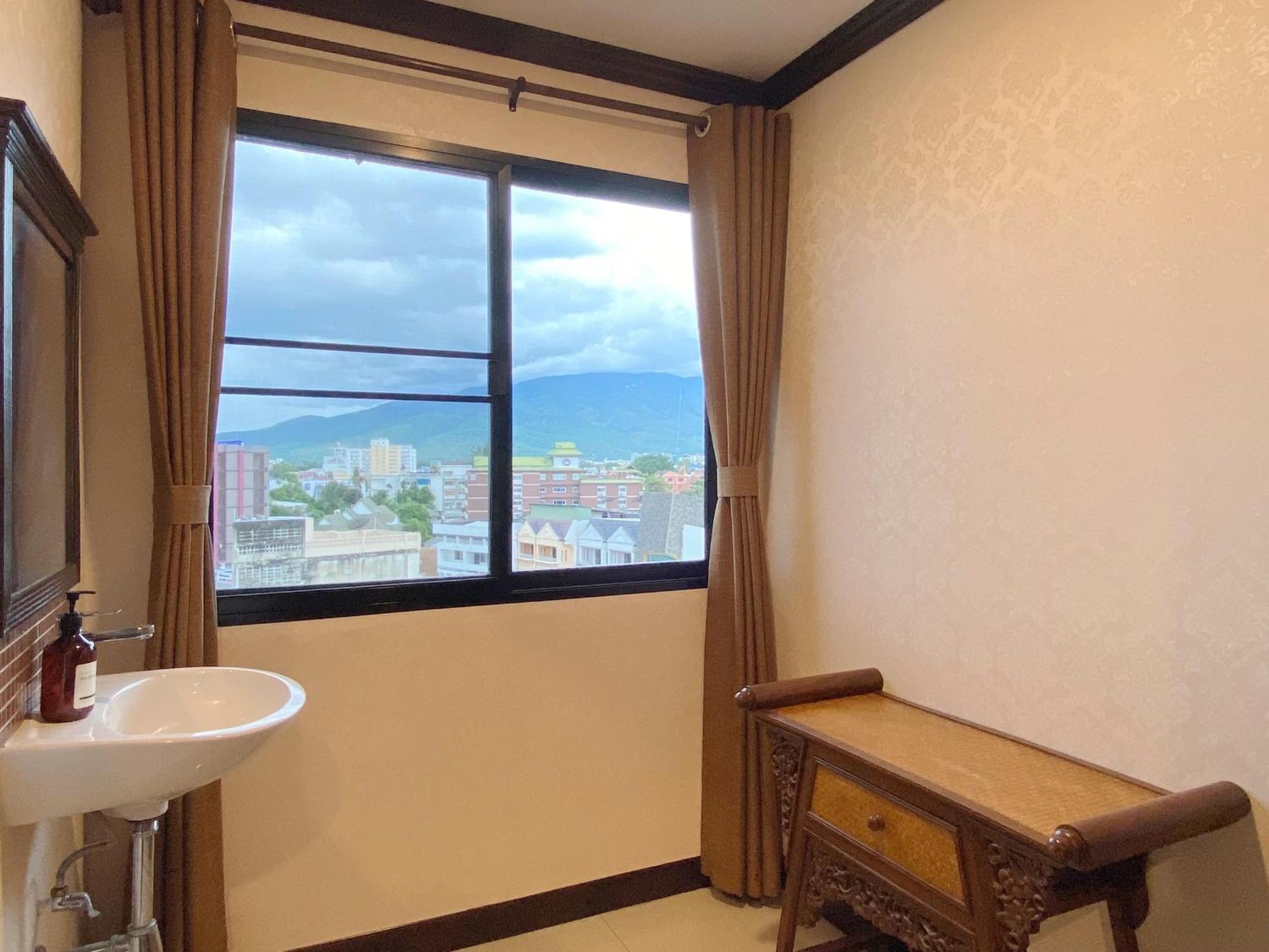 Romena Grand Hotel Chiang Mai Ngoại thất bức ảnh
