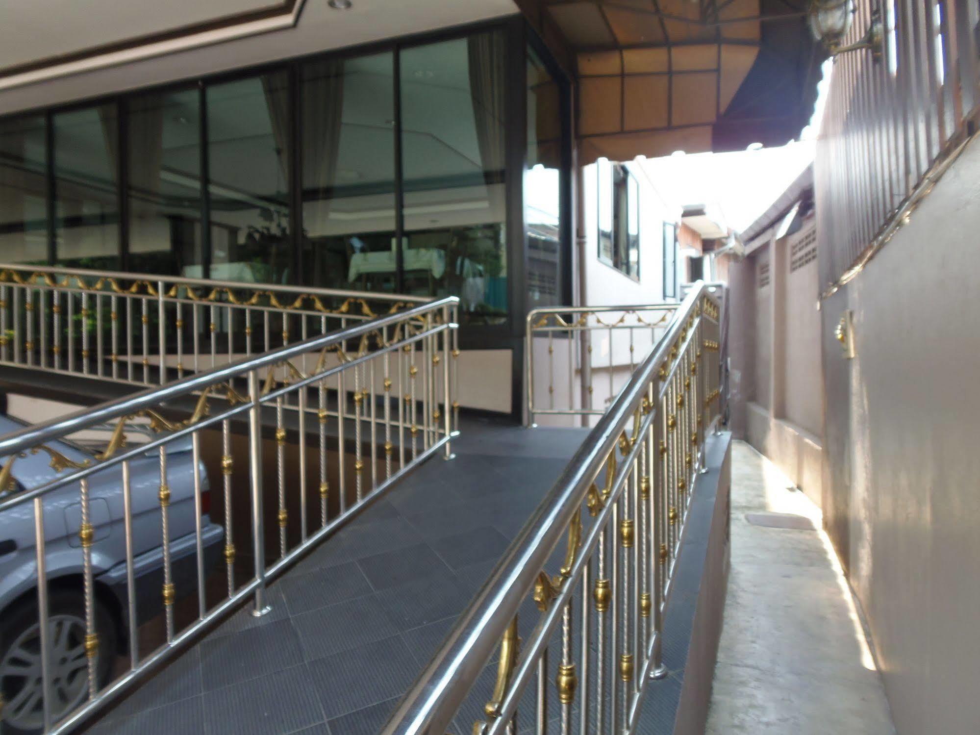 Romena Grand Hotel Chiang Mai Ngoại thất bức ảnh