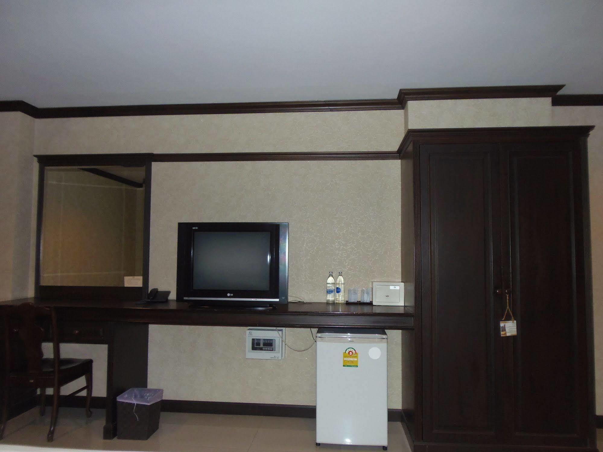 Romena Grand Hotel Chiang Mai Ngoại thất bức ảnh